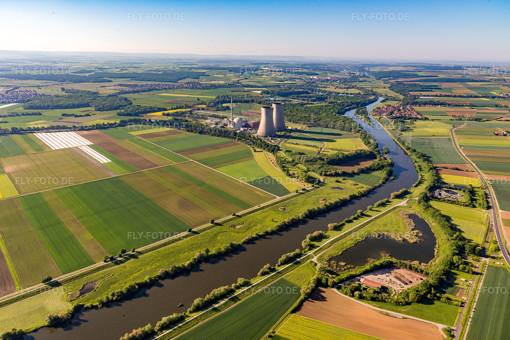 Luftbild: KKW am Main in Bergrheinfeld im Bundesland Bayern in Deutschland. Foto: IMG_100267.jpg vom 27.05.2017 durch Werner Riehm/FLY-FOTO.de