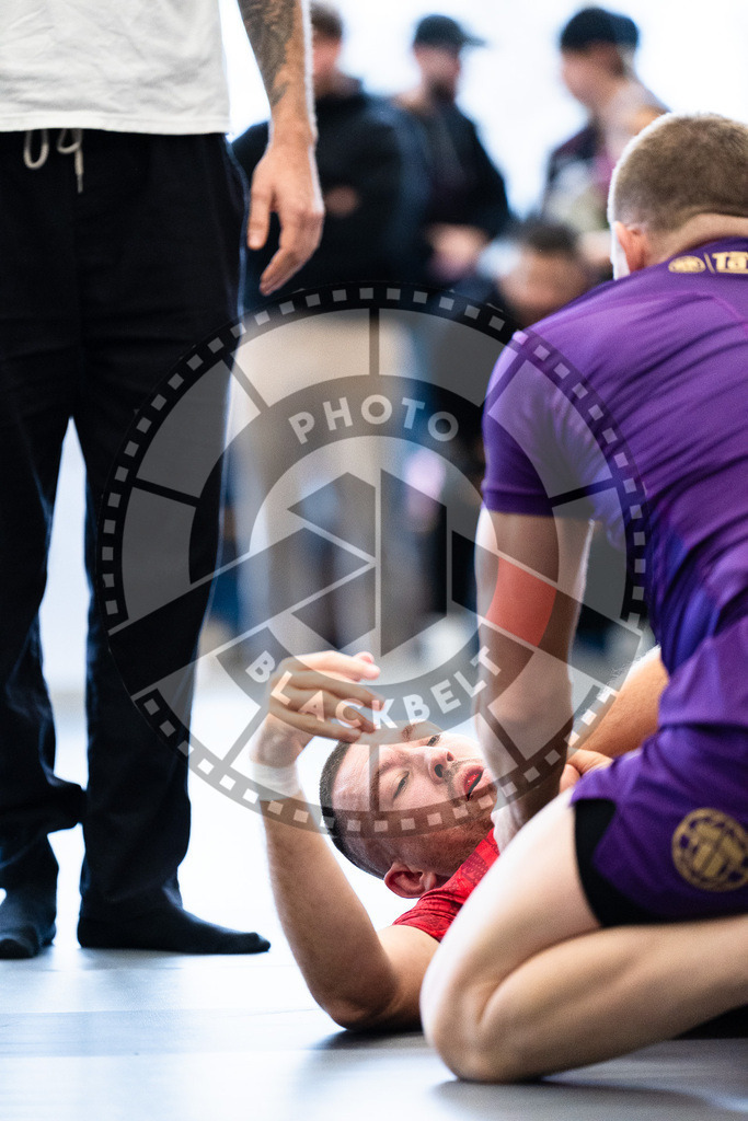 20251129PBB5365 | Fighters compete during the luta livre competition ILLCS XI winter edition on November 29, 2025 in Hannover, Germany.