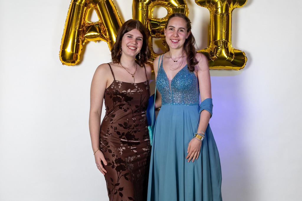 Abiball GGM 2026 _ Gruppenfotos-044 | Henke Visuals - Realisiert mit Pictrs.com
