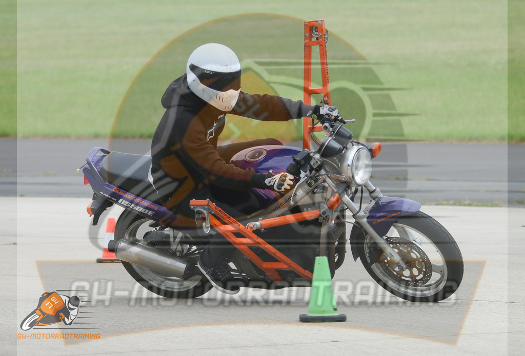 IMG_0323 | gh-motorradtraining-foto.de - Realisiert mit Pictrs.com