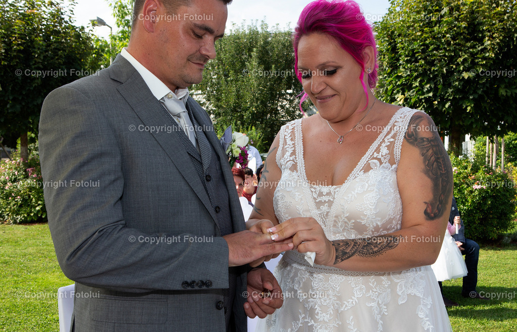 KERSTINFREDYHOCHZEIT_260822_113 | bilder, linz, photo, foto, fussball, sport, fotolui, bundesliga