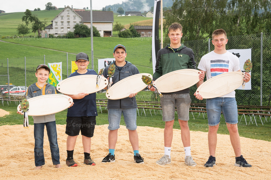 Schwingen -  Appenzeller Kantonal Nachwuchsschwingertag 2024 | Hundwil, 6.7.24, Schwingen - Appenzeller Kantonal Nachwuchsschwingertag.