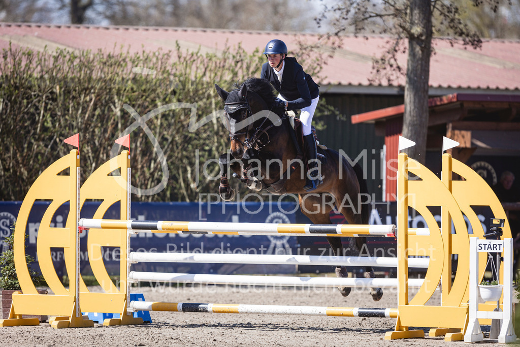 250408_Mühlen_SprPf-L-340 | Deine schönsten Turniermomente als professionelle Fotos! Entdecke hochwertige Pferdesport-Fotografie im Online-Shop. Jetzt Fotos finden & bestellen!
