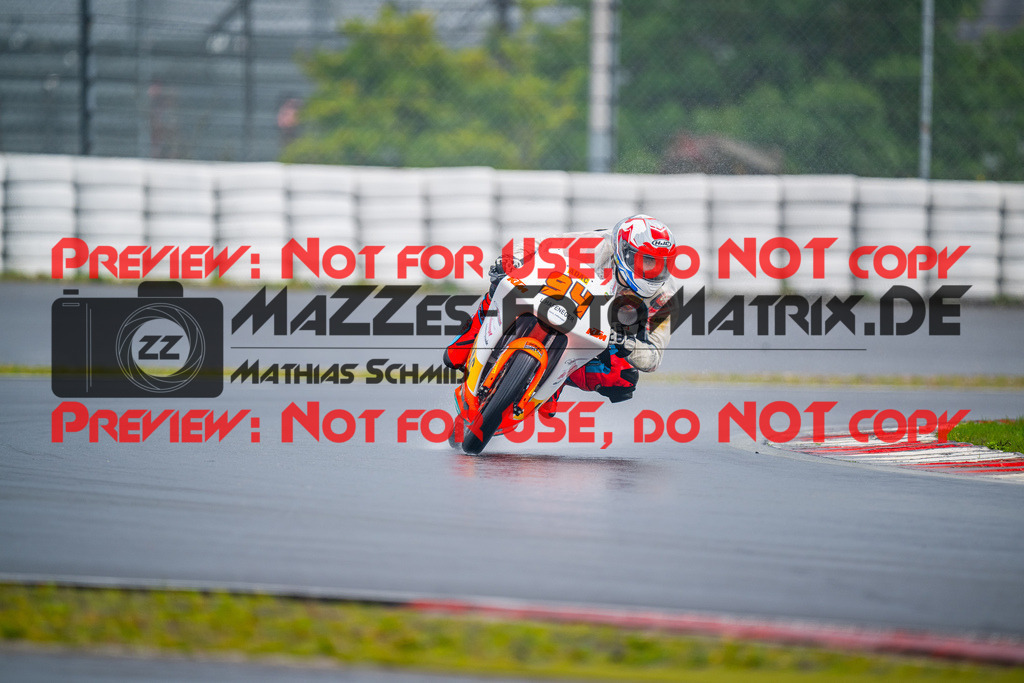 MaZZes_FotoMatrix_240830_6007705_2703 | SSP300