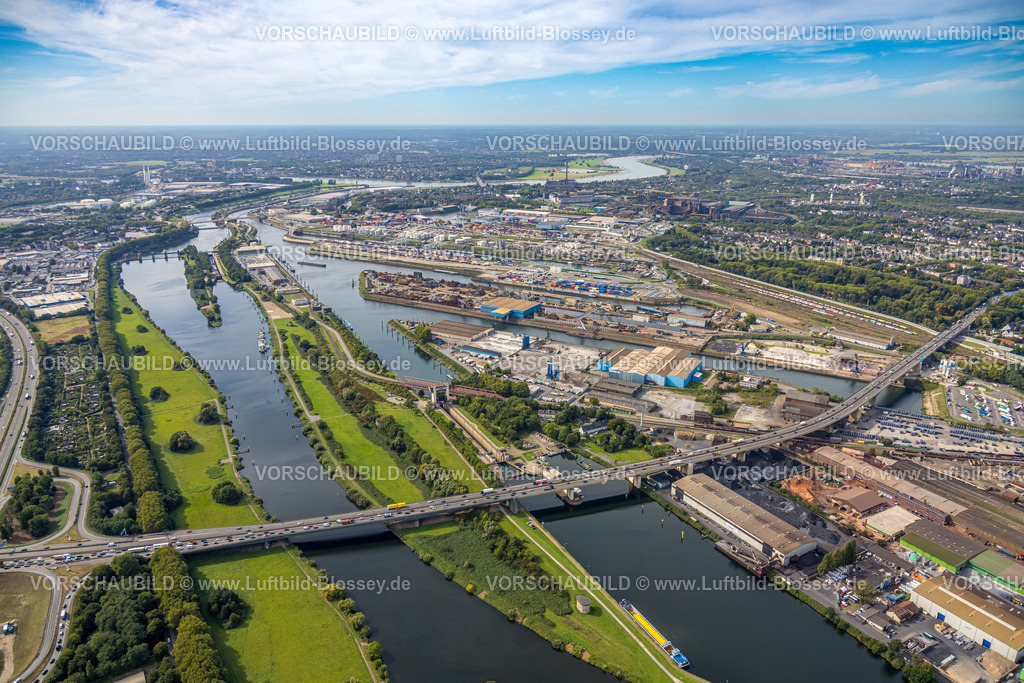 Duisburg250903942 | Luftbild, duisport Hafen Duisburg mit Ölinsel, Kohleninsel und Schrottinsel, Autobahn A59 mit Berliner Brücke über den Fluss Ruhr, Duissern, Duisburg, Ruhrgebiet, Nordrhein-Westfalen, Deutschland