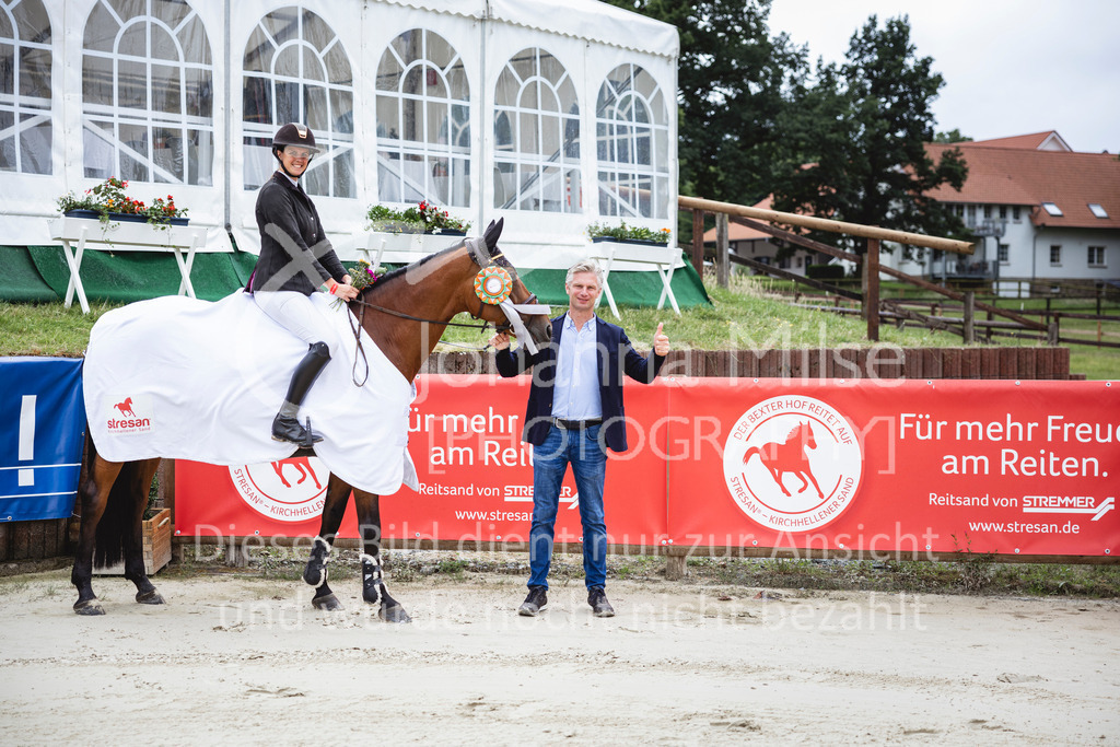 240712_BHO_L-Stil-2-427 | Deine schönsten Turniermomente als professionelle Fotos! Entdecke hochwertige Pferdesport-Fotografie im Online-Shop. Jetzt Fotos finden & bestellen!