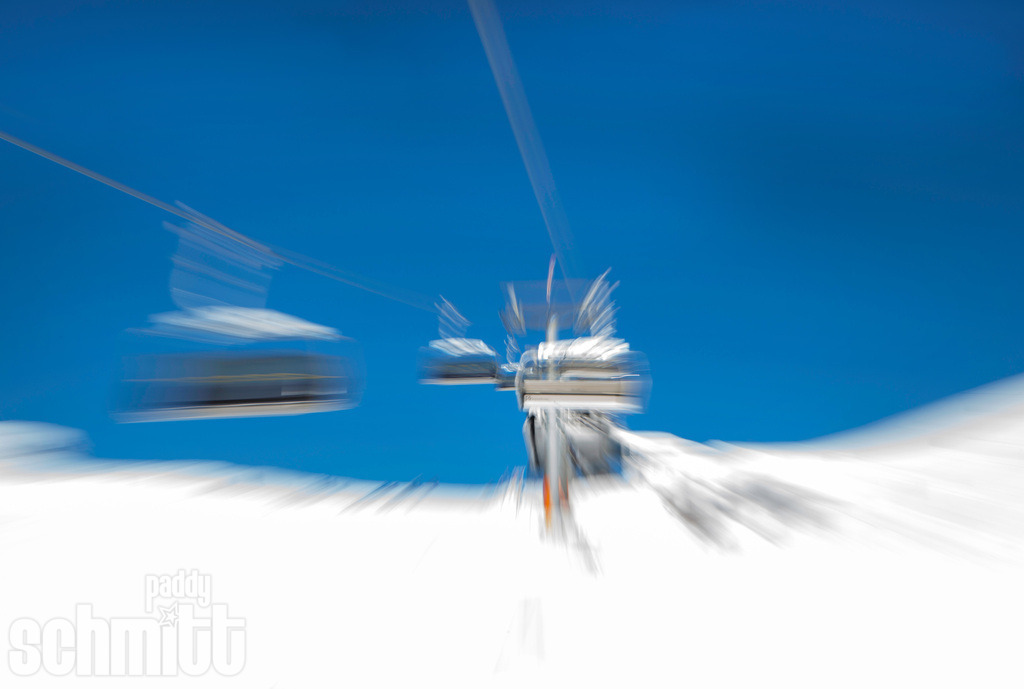PS-Blur-2026-05 | Entdecke die größte Bildgalerie der Region mit Fotografien aus dem Allgäu, der Bodenseeregion, Oberschwaben, dem Donautal und der Schwäbischen Alb. Landschaften, Luftaufnahmen und Reisefotografie als Wandbild und Fotokunst. - Realisiert mit Pictrs.com