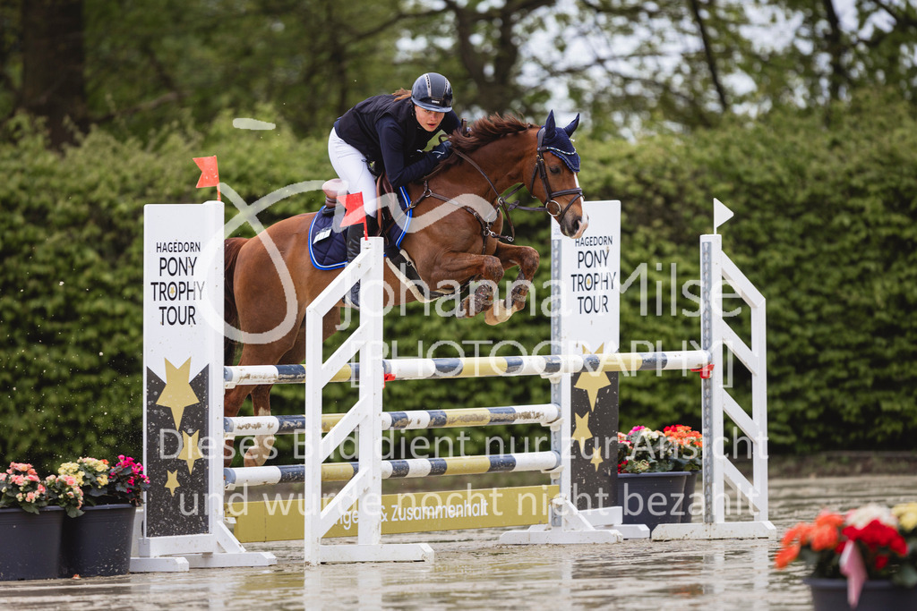 240426_Olfen-Vinnum_PonyTrophy-117 | Deine schönsten Turniermomente als professionelle Fotos! Entdecke hochwertige Pferdesport-Fotografie im Online-Shop. Jetzt Fotos finden & bestellen!