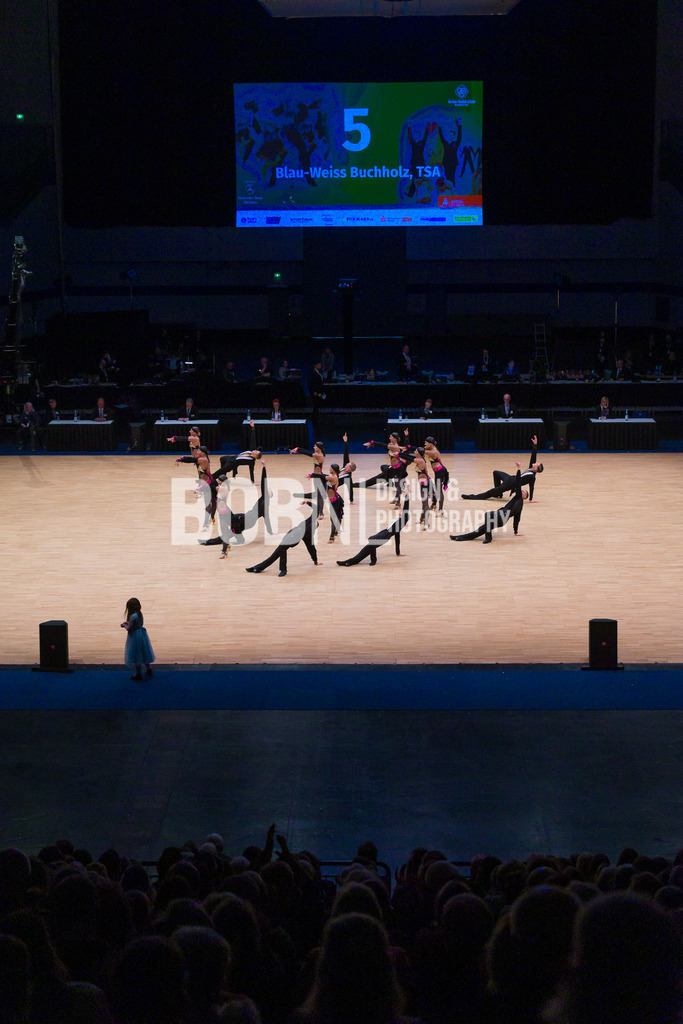 DM Formationen | Bremen - 15.11.2025: DM Formationen in Bremen (ÖVB Arena), Germany. Photo by: BobNL design &amp; photography - Realisiert mit Pictrs.com