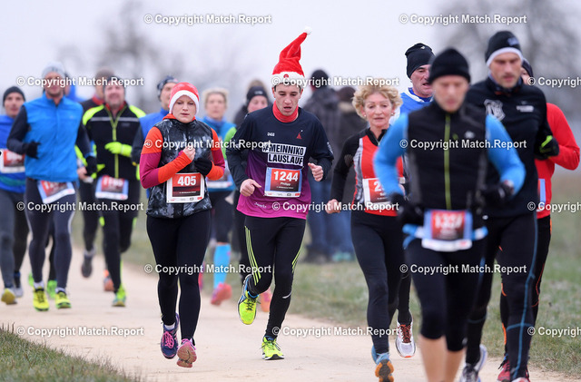 Laufen / Leichtathletik Nikolauslauf Tuebingen 2016 | Laufen / Leichtathletik Nikolauslauf Tuebingen 2016  04.12.2016LaeuferfeldFOTO: Pressefoto ULMER/Markus UlmerxxNOxMODELxRELEASExx