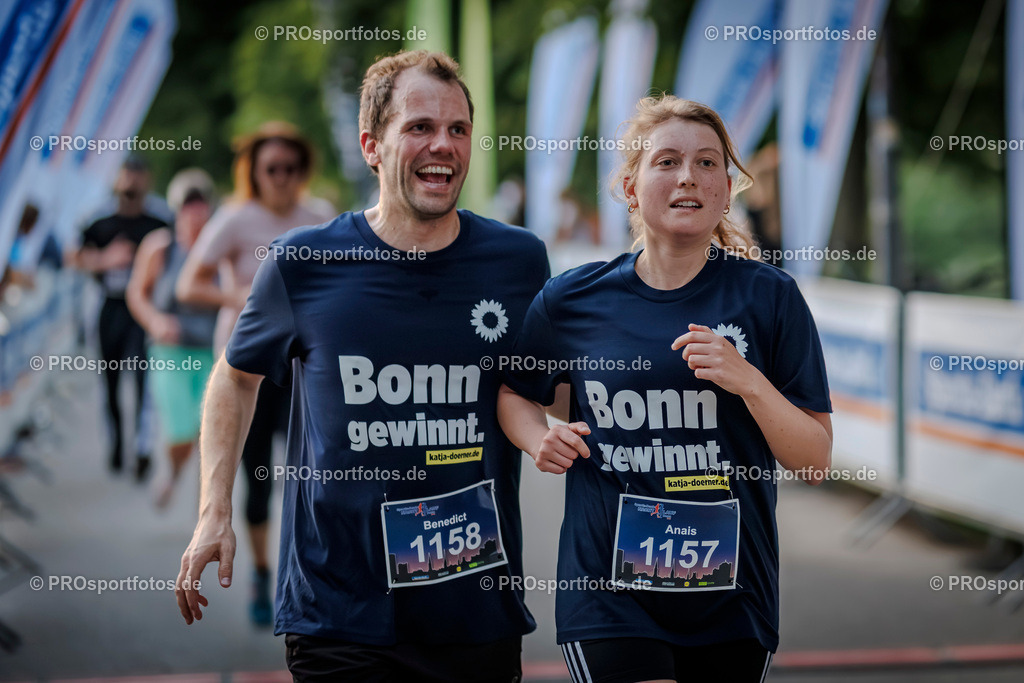 Sparda-Bank Nachtlauf Bonn; Bonn, 18.06.2025 | Impressionen vom Sparda-Bank Nachtlauf Bonn am 18.06.2025 in Bonn (Nordrhein-Westfalen). 