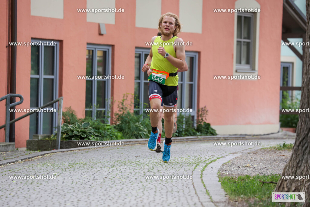 KSZ_3979 | Stadttriathlon Erding 2025. #yourpictrs #sportshot_your_pictrs @Sportshotphotography #stadttriathlonerding Copyright: www.sportshot.de