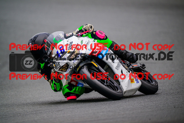 MaZZes_FotoMatrix_240531_6007705_2017 | SSP300