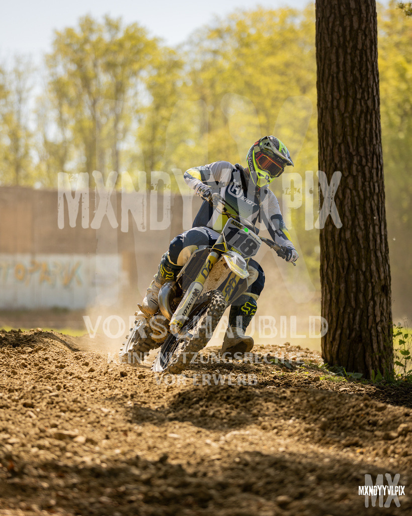 866A4862 | mxndyyvipix