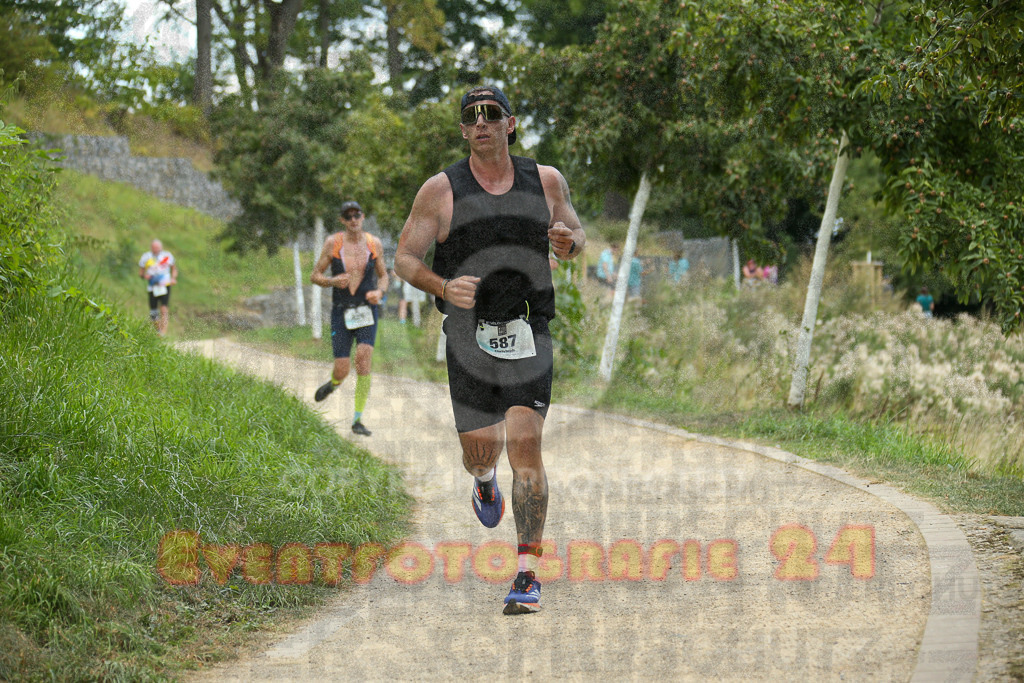 250824_1424_EX1_6112 | Sportfotografie im Rhein-Sieg Kreis, Köln, Bonn, NRW, Rheinland Pfalz, Hessen, etc. Unser Tätigkeitsfeld umfasst den Laufsport vom Volkslauf über den Marathon, Duathlon, Triathon bis zum Ultralauf wie Kölnpfad Ultra oder Schindertrail.