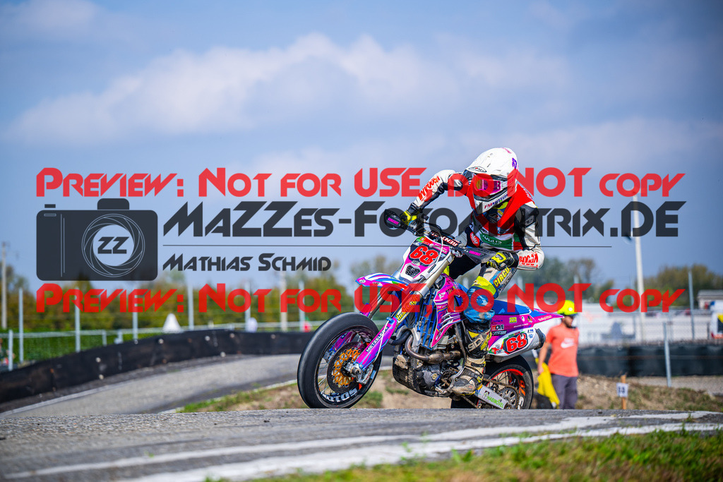 MaZZes_FotoMatrix_231014_2125 | S2