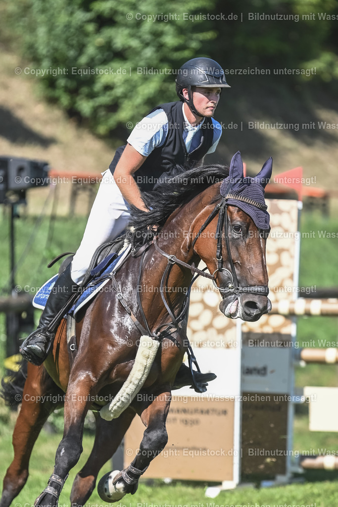 20230908_21_Punktespringen_M_0186 | equistock