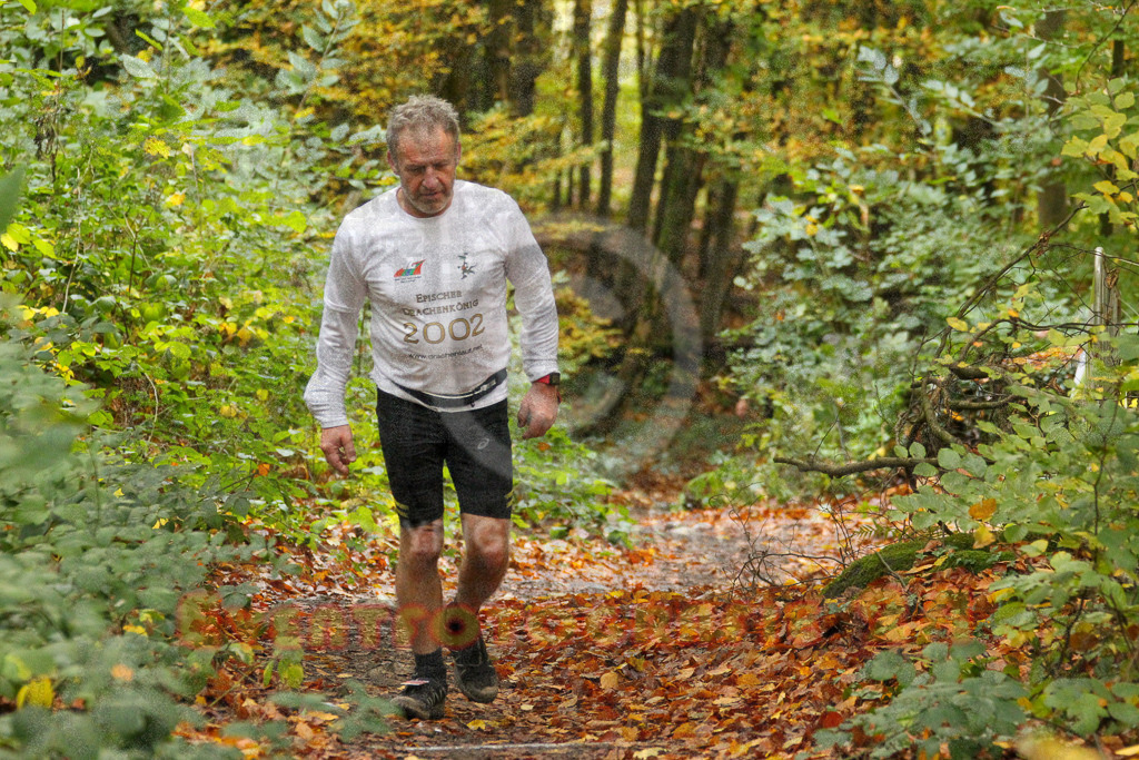 251026_1327_EV4_6935 | Sportfotografie im Rhein-Sieg Kreis, Köln, Bonn, NRW, Rheinland Pfalz, Hessen, etc. Unser Tätigkeitsfeld umfasst den Laufsport vom Volkslauf über den Marathon, Duathlon, Triathon bis zum Ultralauf wie Kölnpfad Ultra oder Schindertrail.