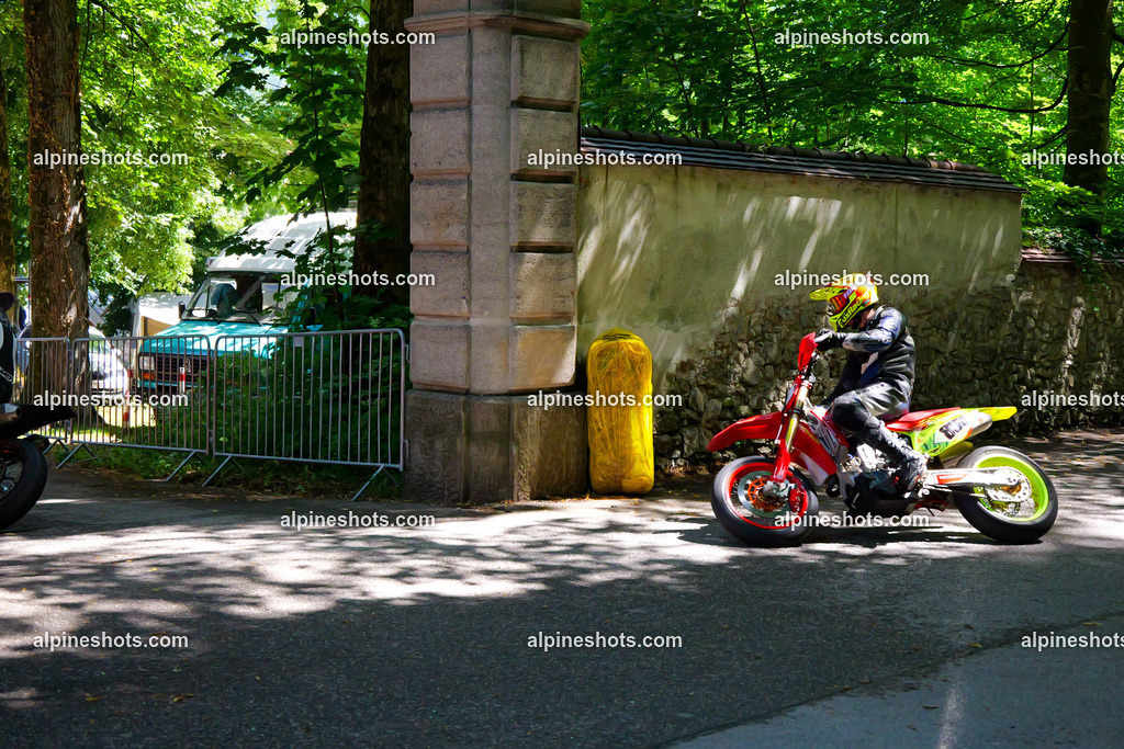 P1036736 | Erleben Sie atemberaubende, hochqualitative Fotos Ihrer Fahrt entlang der malerischen Alpenstraßen. Besuchen Sie alpineshots.com, um professionelle Aufnahmen Ihrer unvergesslichen Reise zu finden und zu kaufen - Realisiert mit Pictrs.com