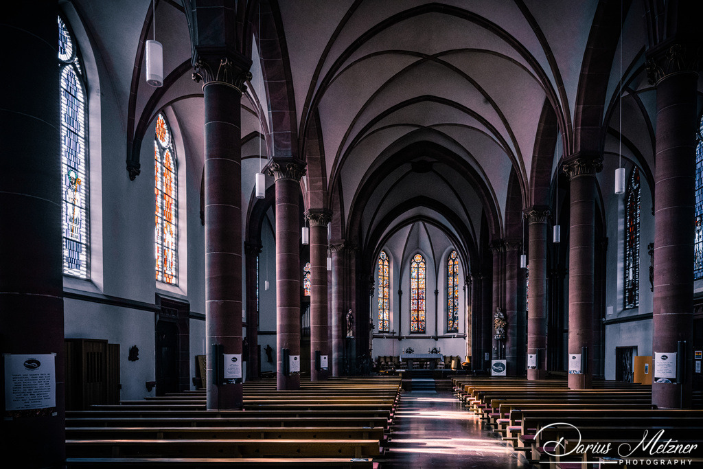 Die  St. Stephan Kirche in Mainz-Gonsenheim | Die katholische St. Stephan Kirche in Mainz-Gonsenheim