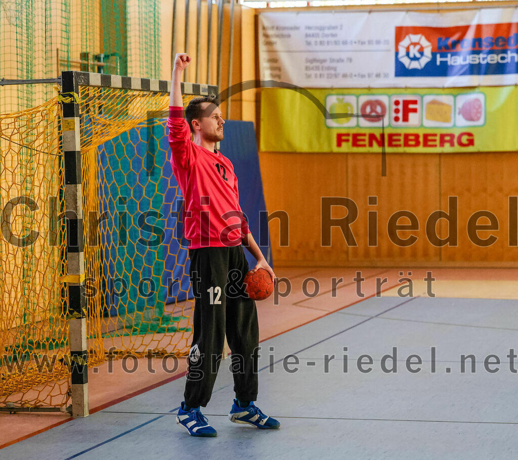 2024-01-28_046_SpVgg_Altenerding_II_gegen_HSG_Schwab-kirchen | Erding, Deutschland, 28.01.2024:
Handball, Bezirksklasse Männer Staffel Süd West 2023 / 2024, 9. Spieltag, SpVgg Altenerding gegen HSG Schwab/kirchen, Endergebnis: 30:24

Julian Weidmann (HSG Schwab/kirchen, #12)

Foto: Christian Riedel / fotografie-riedel.net
