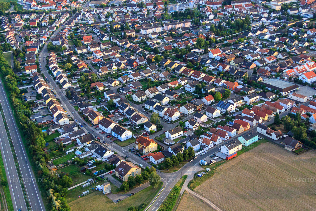 Luftbild: Römerstr in Rülzheim im Bundesland Rheinland-Pfalz in Deutschland. Foto: IMG_51462.jpg vom 04.08.2012 durch Werner Riehm/FLY-FOTO.de