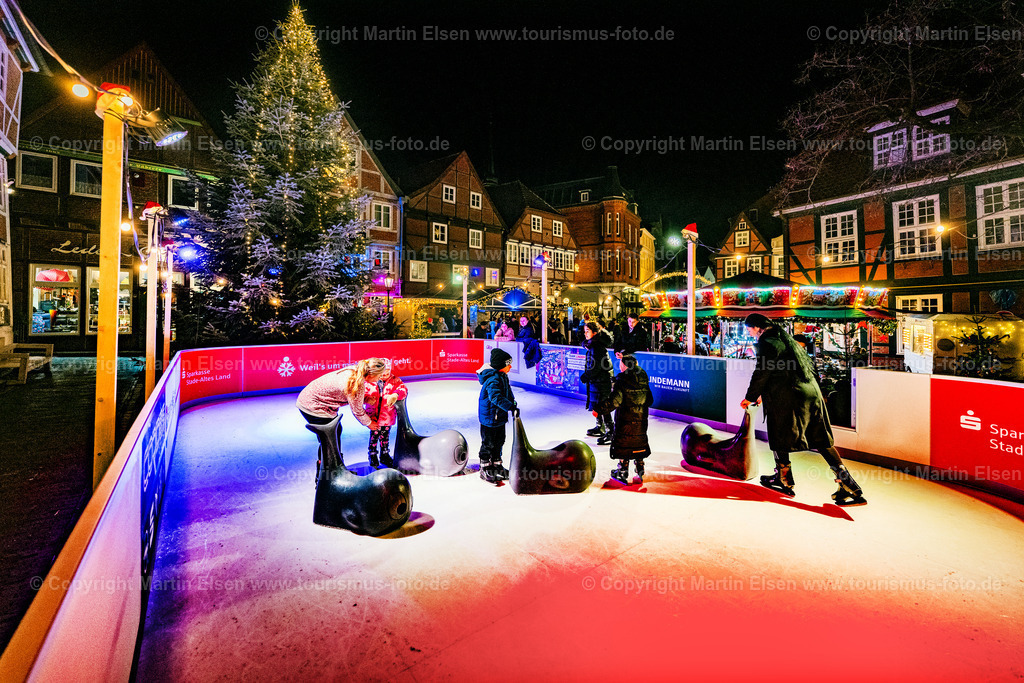 Stade Fischmarkt Weihnachtsmarkt_ELS_7741291124a | Fotos aus den Touristenorten aus Norddeutschland. - Realisiert mit Pictrs.com