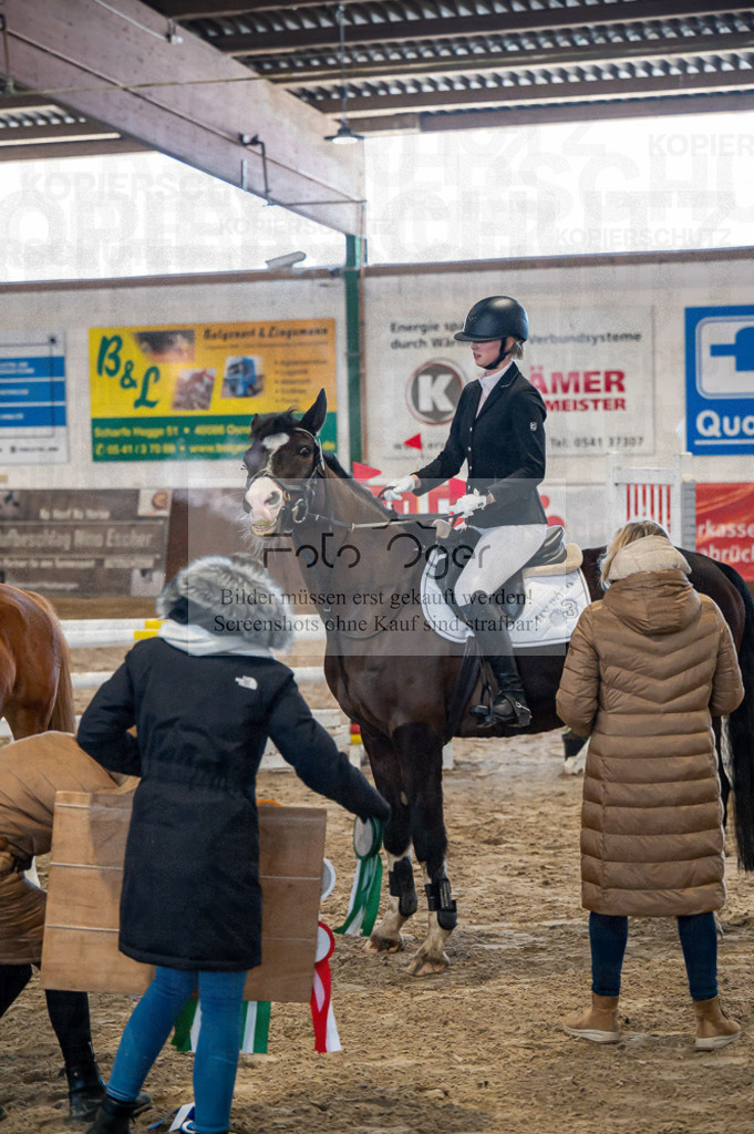 Hallenreittunier Voxtrup 2023 | Entdecke hochwertige Reitturnierfotos von Foto Oger. Professionell, emotional und authentisch – jetzt Lieblingsmomente im Shop bestellen.Deutschlandweite Turnierfotografie. - Realisiert mit Pictrs.com