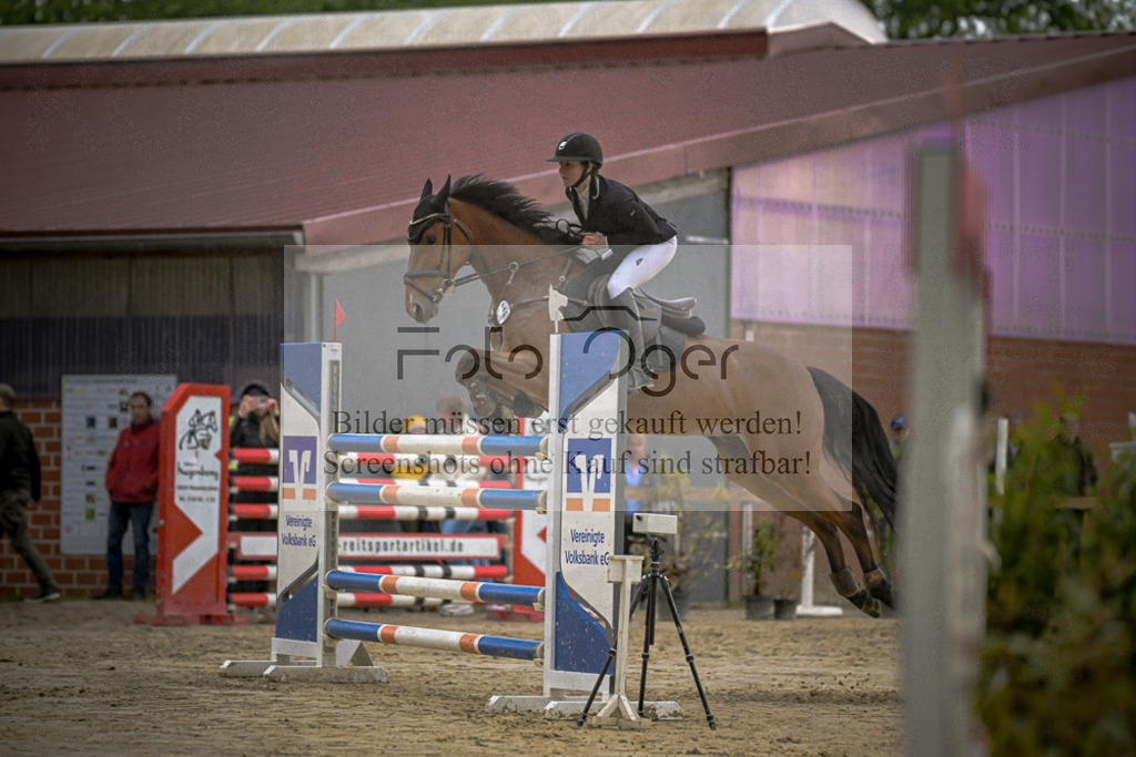 20240505-DOS_3470 | Entdecke hochwertige Reitturnierfotos von Foto Oger. Professionell, emotional und authentisch – jetzt Lieblingsmomente im Shop bestellen. - Realisiert mit Pictrs.com