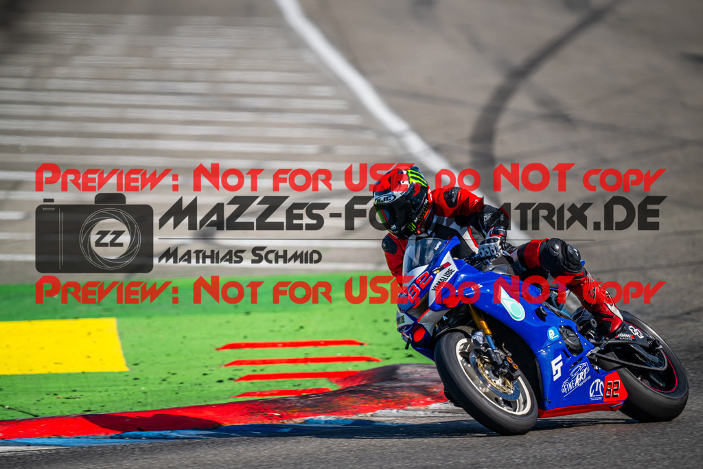 MaZZes_FotoMatrix_240520_6007705_0350 | ROT