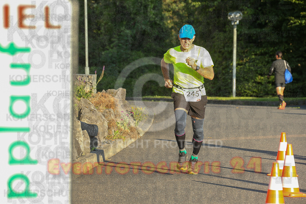 250801_1933_EX1_8197 | Sportfotografie im Rhein-Sieg Kreis, Köln, Bonn, NRW, Rheinland Pfalz, Hessen, etc. Unser Tätigkeitsfeld umfasst den Laufsport vom Volkslauf über den Marathon, Duathlon, Triathon bis zum Ultralauf wie Kölnpfad Ultra oder Schindertrail.