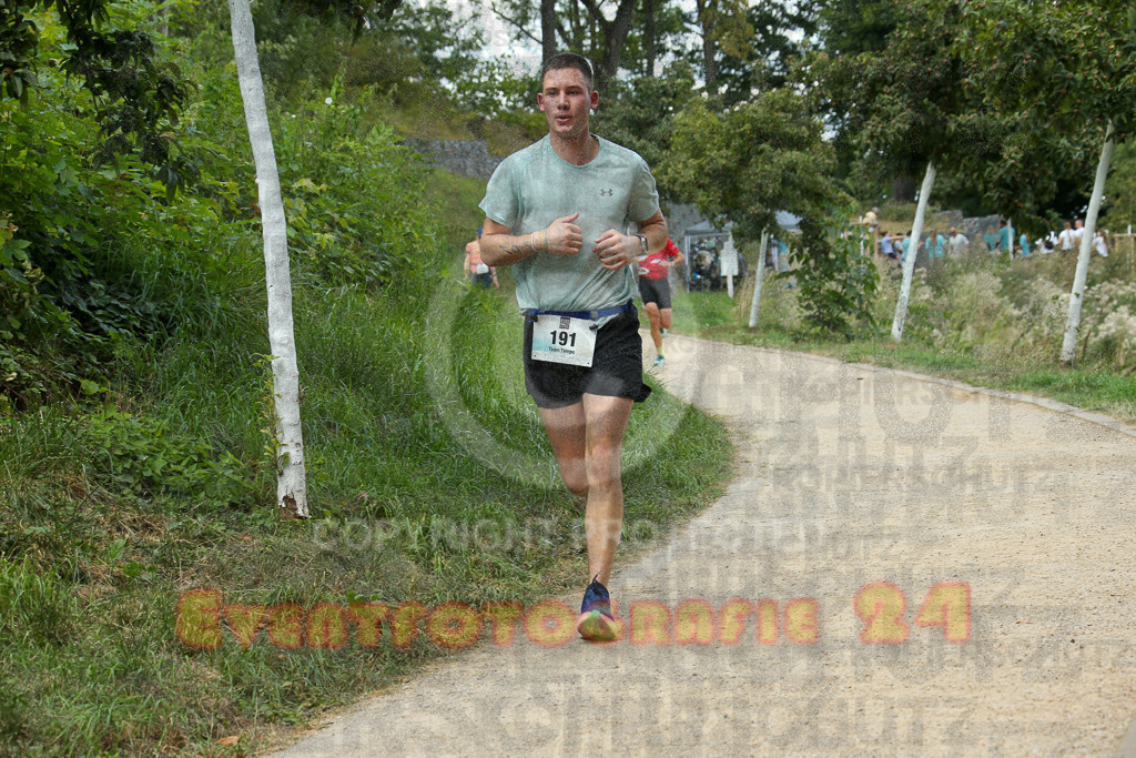 250824_1300_EX1_1126 | Sportfotografie im Rhein-Sieg Kreis, Köln, Bonn, NRW, Rheinland Pfalz, Hessen, etc. Unser Tätigkeitsfeld umfasst den Laufsport vom Volkslauf über den Marathon, Duathlon, Triathon bis zum Ultralauf wie Kölnpfad Ultra oder Schindertrail.