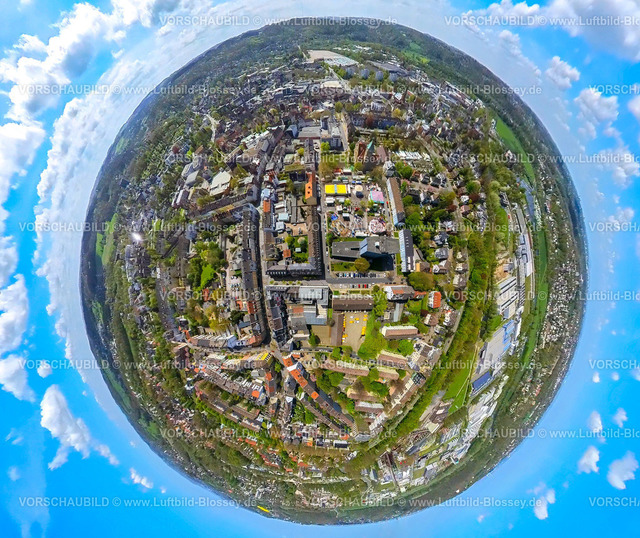 Hattingen230490835Mitte | Luftbild, Hattingen-Mitte, Innenstadt, City Innenstadt, Frühjahrskirmes am Rathaus auf dem Rathausplatz, Erdkugel, Fisheye Aufnahme, Fischaugen Aufnahme, 360 Grad Aufnahme, , Hattingen, Ruhrgebiet, Nordrhein-Westfalen, Deutschland