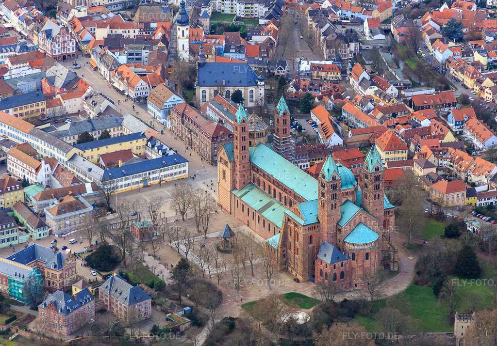 Luftbild: Dom zu Speyer im Winter aus Osten in Speyer im Bundesland Rheinland-Pfalz in Deutschland. Foto: IMG_086121.jpg vom 12.02.2016 durch Werner Riehm/FLY-FOTO.deDom zu Speyer