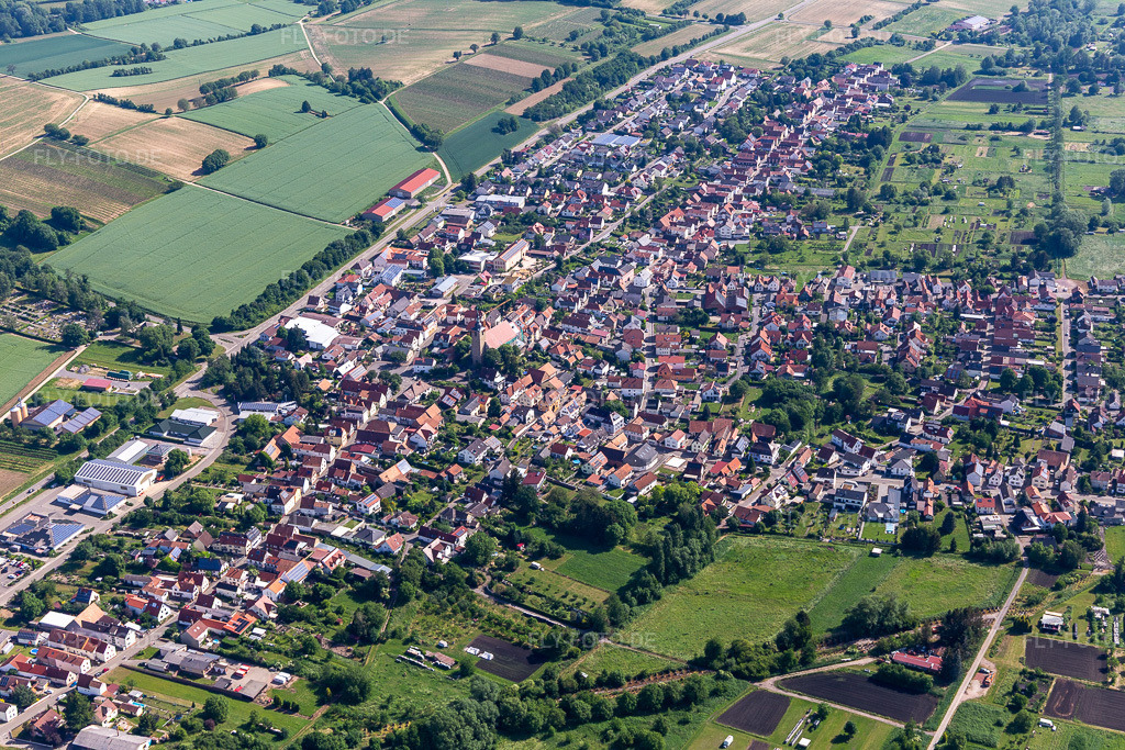 Luftbild:  in Steinfeld im Bundesland Rheinland-Pfalz in Deutschland. Foto: IMG_131745.jpg vom 22.05.2022 durch Werner Riehm/FLY-FOTO.deSTEINFELD-PFALZ.DE