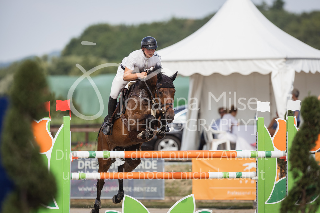 230624_PfSpTa_Youngster-S-328 | Deine schönsten Turniermomente als professionelle Fotos! Entdecke hochwertige Pferdesport-Fotografie im Online-Shop. Jetzt Fotos finden & bestellen!