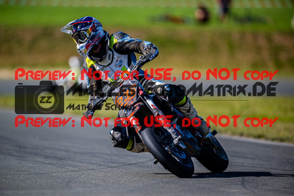 MaZZes_FotoMatrix_220904_7540 | S3