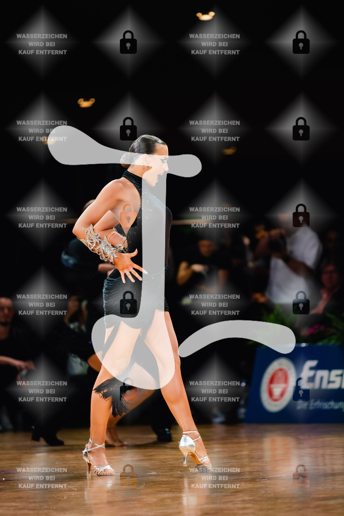 GOC 2025 - WDSF GrandSlam Latin 26th (3) Justin Lauer _ Rita Schumichin (Germany)-2025-08-23-2092 | Webshop for digital downloads and prints of dance sport, event & show photographer Julian Link - Realisiert mit Pictrs.com