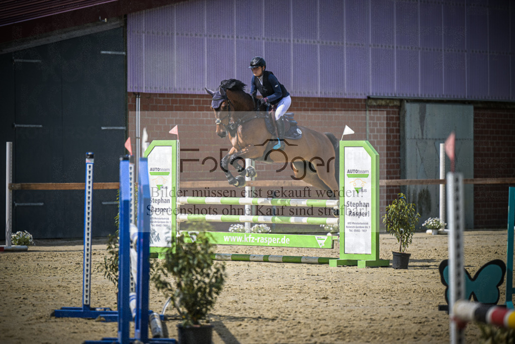 DOS_7259 | Entdecke hochwertige Reitturnierfotos von Foto Oger. Professionell, emotional und authentisch – jetzt Lieblingsmomente im Shop bestellen.Deutschlandweite Turnierfotografie. - Realisiert mit Pictrs.com