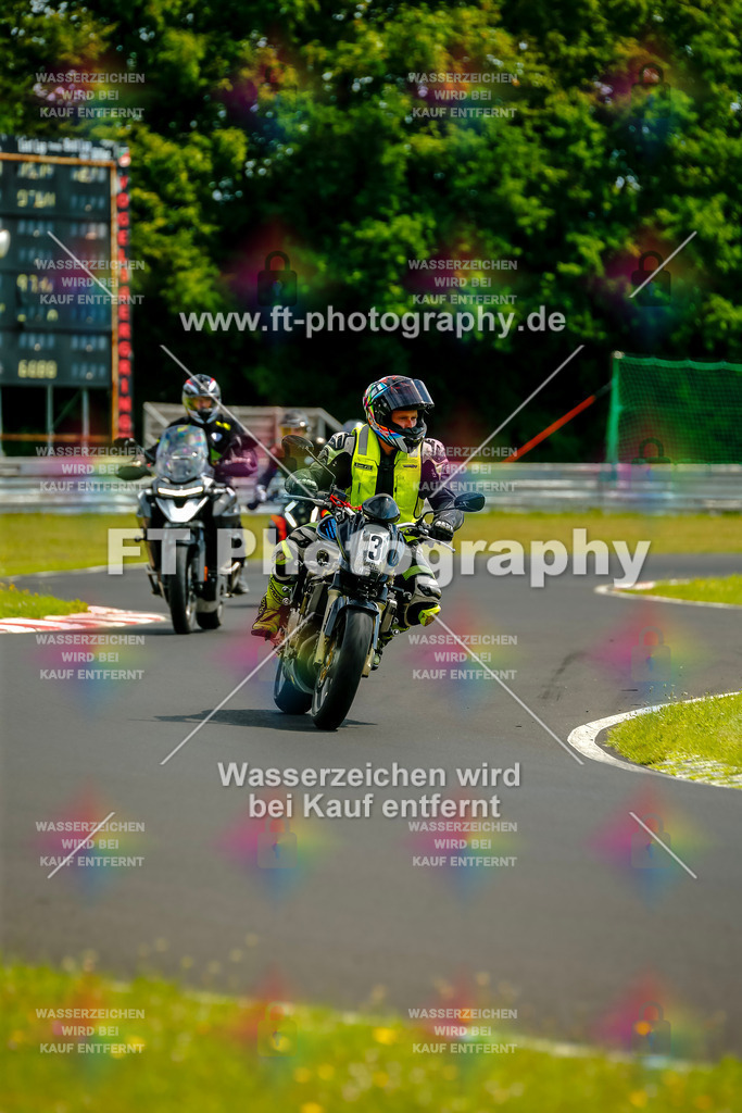 VBK-4756 | Hier findet Ihr Bilder von Touristenfahrten auf der Nürburgring Nordschleife oder von anderen Veranstaltungen die ich besucht habe. Viel Spass beim Durch Schauen 