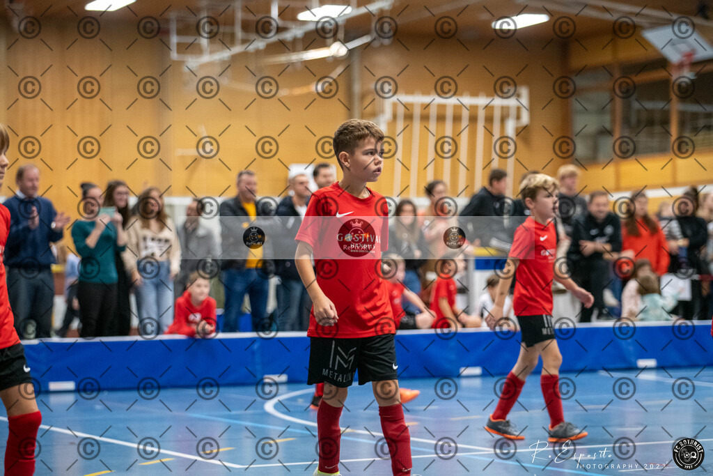 20231126_FCR_Hallenturnier_F1_069 | Sport und Naturfotografie von Roberto Esposito zeigt echte Momente Bewegung und die Schönheit der Natur. Ausdrucksstarke Bilder schaffen Emotionen.