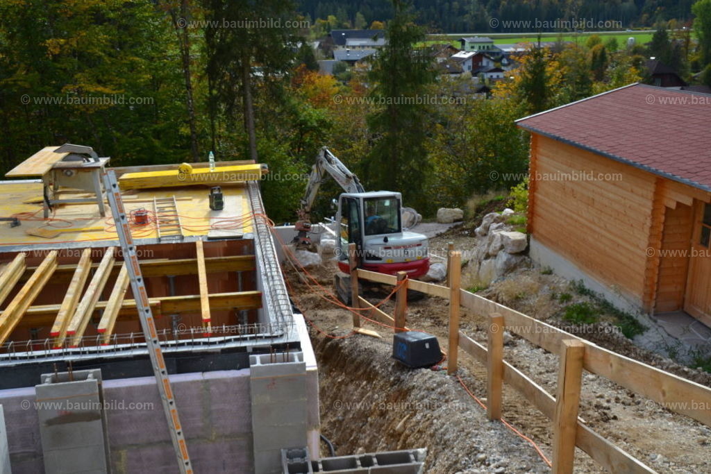 bib-lg02-erdarbeiten-0114 | Nach LV-Leistungsgruppen sortierte Detailfotos über den Bau eines Hauses. Alle Hausbau-Bilder direkt vom Urheber und Autor der Website Haus-Selber-Bauen.com