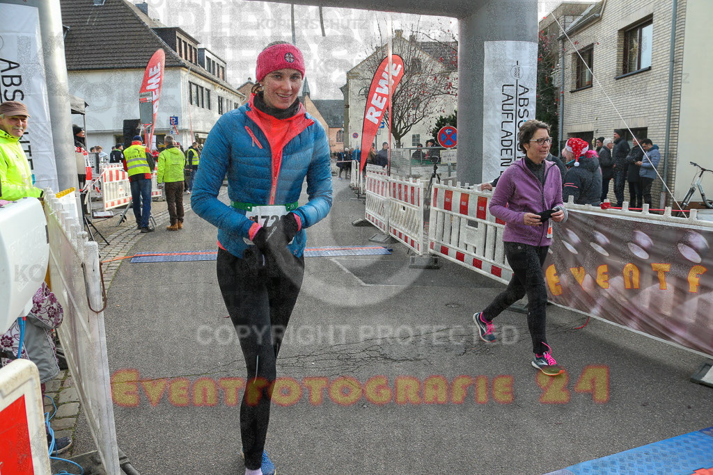 221127_1108_EX1_1585 | Sportfotografie im Rhein-Sieg Kreis, Köln, Bonn, NRW, Rheinland Pfalz, Hessen, etc. Unser Tätigkeitsfeld umfasst den Laufsport vom Volkslauf über den Marathon, Duathlon, Triathon bis zum Ultralauf wie Kölnpfad Ultra oder Schindertrail.