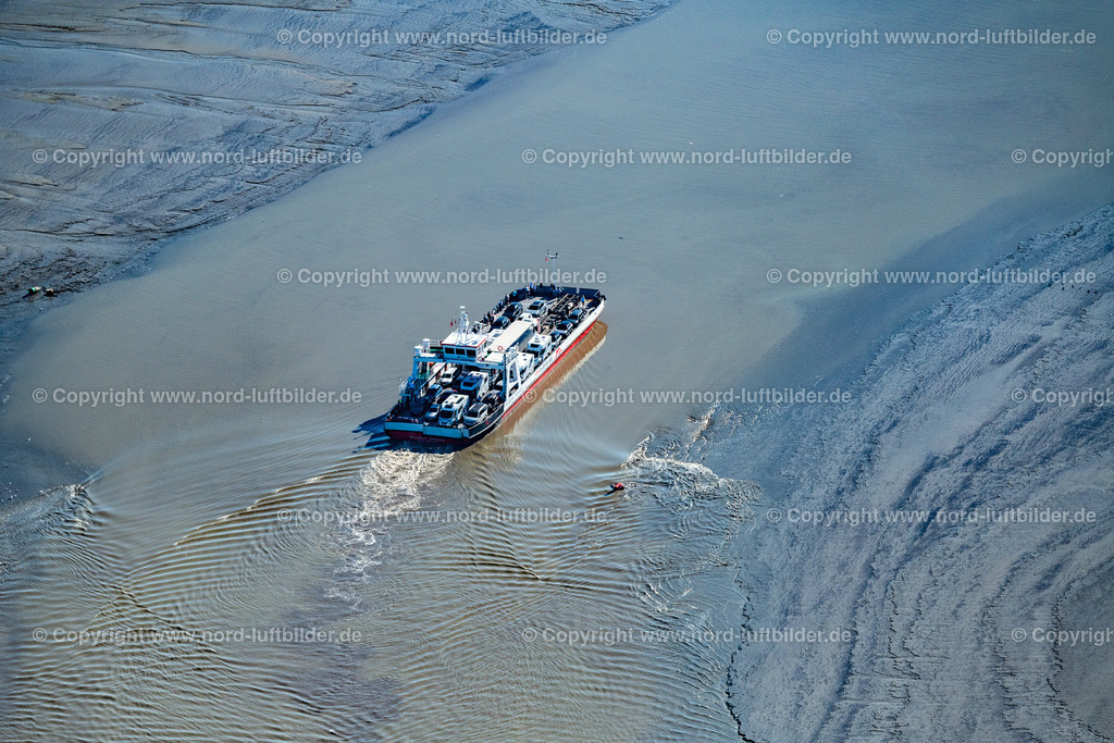 Wischhafen_Elbfähre_FRS_Wilhelm_Krooss_ELS_6642110822 | WISCHHAFEN 11.08.2022 Anlegendes Fähr- Schiff im Hafen in Wischhafen "Wilhelm Krooss" im Bundesland Niedersachsen, Deutschland. Weiterführende Informationen bei: Elbfähre Glückstadt Wischhafen GmbH & Co,  FRS Elbfähre Glückstadt Wischhafen GmbH. // Docking ferry in the port of Wischhafen "Wilhelm Krooss" in the state Lower Saxony, Germany. Further information at: Elbfaehre Glueckstadt Wischhafen GmbH & Co,  FRS Elbfaehre Glueckstadt Wischhafen GmbH. Foto: Martin Elsen