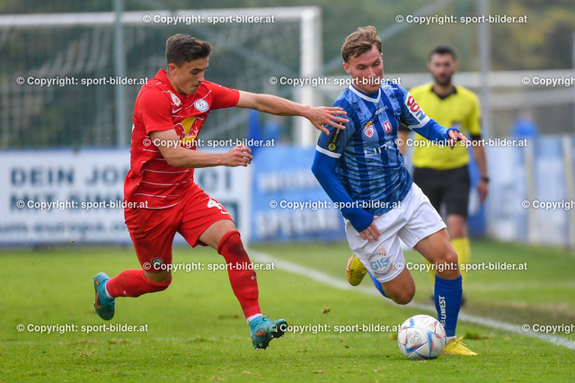 AUT, 2.Liga, FC Blau Weiss Linz vs FC Liefering | 29.10.2022, Hofmann Arena Linz, AUT, 2.Liga, FC Blau Weiss Linz vs FC Liefering, im Bild Alexander Briedl (Blau Weiss Linz) vs Mark Gevorgyan (Liefering)


// Admiral 2. Liga Match between FC Blau Weiss Linz and FC Liefering in Linz, Austria on 2022/10/29
