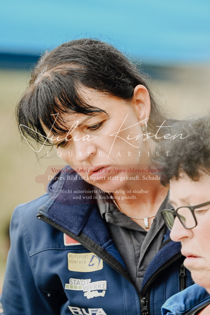 DSC_7045 | Pferde- und Turnierfotografie in Westsachsen. Pferdeportraits, Auftragszeichnungen und intuitive Kunst.