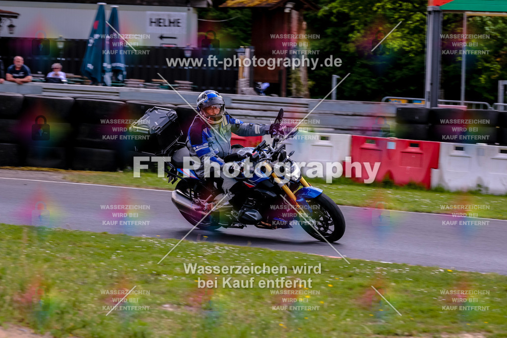 MotoTeamVBK-20995 | Hier findet Ihr Bilder von Touristenfahrten auf der Nürburgring Nordschleife oder von anderen Veranstaltungen die ich besucht habe. Viel Spass beim Durch Schauen 