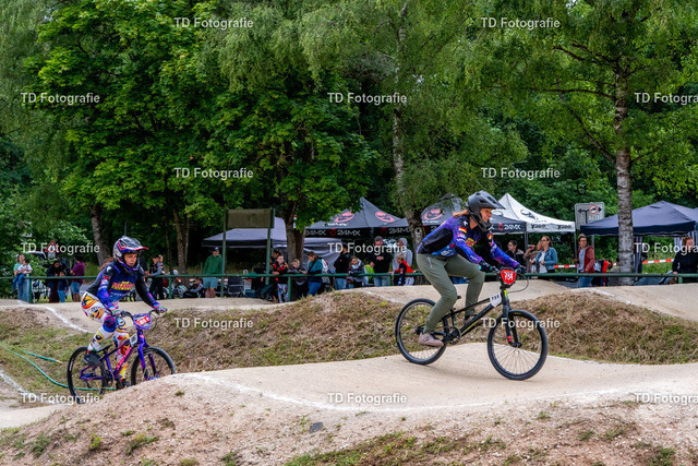 BayBMX2026-05260 | Fotogalerie von Thomas Dettweiler mit Eventbildern und lizenzfreien Fotos. Perfekt als Wandbild, für Büro, Website oder private Nutzung. - Realisiert mit Pictrs.com