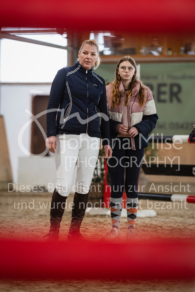 240317_Borgholzhausen_Team-Spr-602 | Deine schönsten Turniermomente als professionelle Fotos! Entdecke hochwertige Pferdesport-Fotografie im Online-Shop. Jetzt Fotos finden & bestellen!