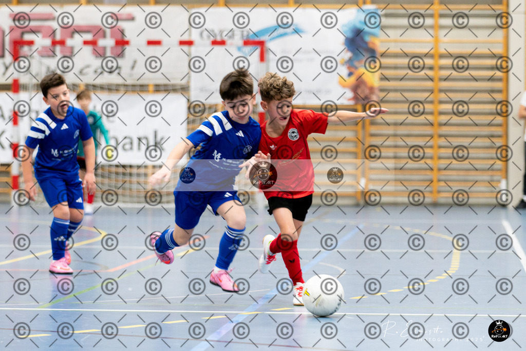 20251123_FCR-Hallenturnier-F1_RAW-1_020-91 | Sport und Naturfotografie von Roberto Esposito zeigt echte Momente Bewegung und die Schönheit der Natur. Ausdrucksstarke Bilder schaffen Emotionen.